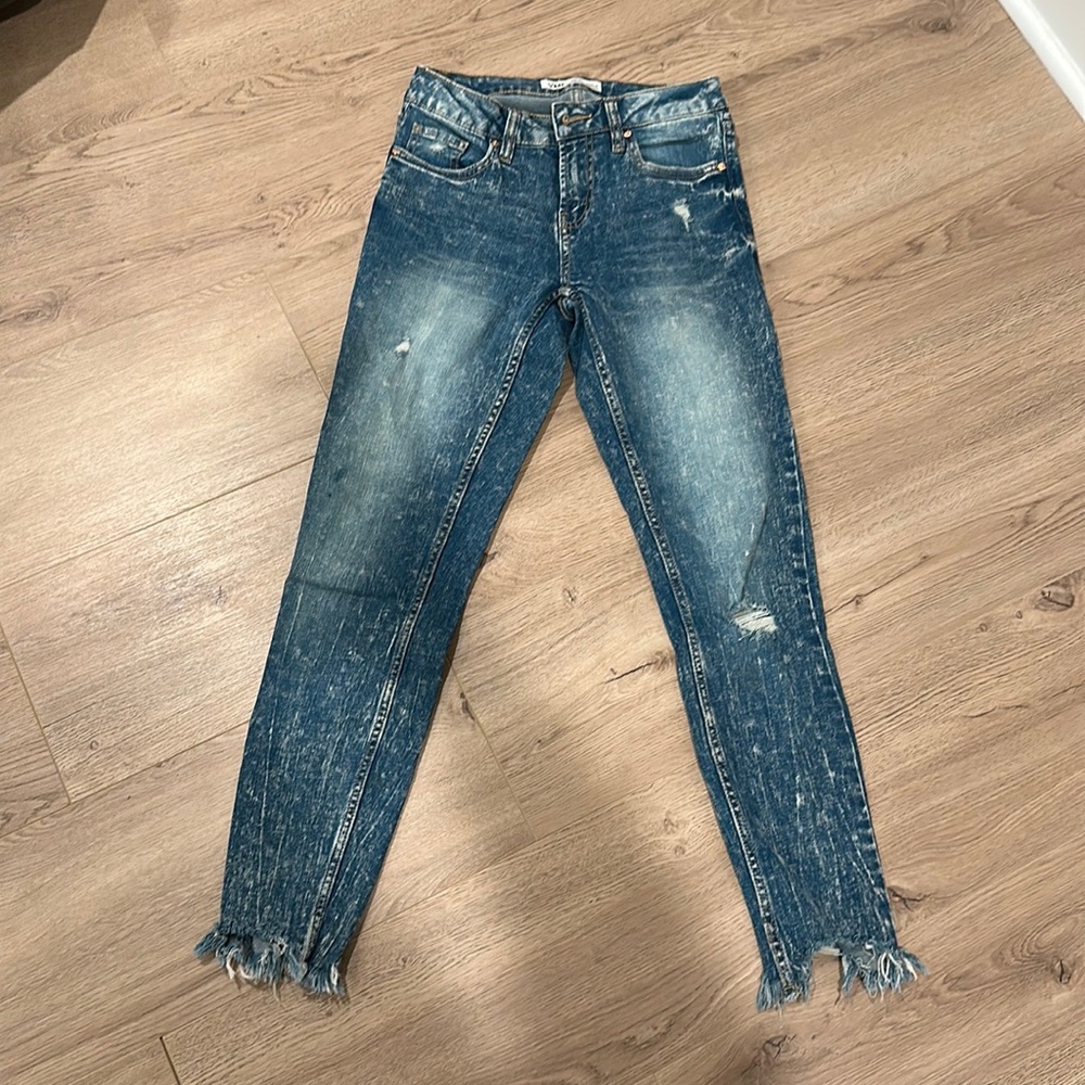 Mid rise ankle size 25